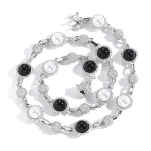 Collana Hip Hop Trendy in Rame Con Zirconia Cubica Western Vintage Künstliche Perle Imitazione Catena Perline Bianco Nero Gioielli
