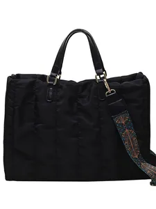 Borsa tote trapuntata nera a grande capacità con tracolla a fantasia vintage da donna
