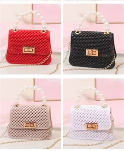 Mini bolsos bandolera de gelatina con elegantes asas de perlas en varios colores