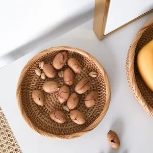 Cesta de frutas redonda de ratán tejida a mano para almacenamiento y decoración rústica