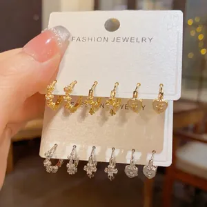 Elegante Koreaanse stijl oorringen set met hart- en bloemmotieven in goud en zilver