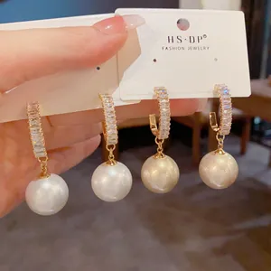 Boucles d'Oreilles Pendantes en C avec Zircone et Künstliche Perle Avec Tige en Argent Sterling 925 Plaqué Or pour Femmes Mariage