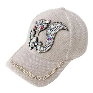 Casquette d'hiver chaude en velours de furet avec motif renard en strass étincelant