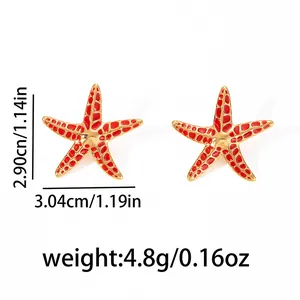 Boucles d'oreilles étoile de mer en acier doré avec émail rouge, dimensions et poids