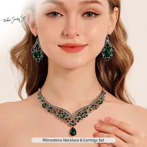 Elegantes Brautschmuck-Set mit smaragdgrünen Strasssteinen, V-Halskette und Ohrringen