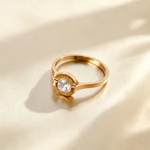 Anillo Minimalista de Acero de Titanio Oro Rosa para Mujer Circonita con Números Romanos Incrustados Joyería de Moda