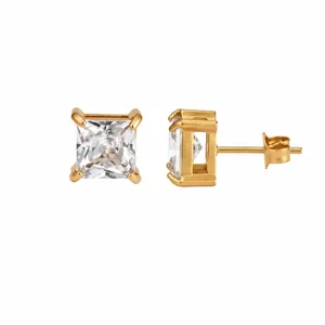 Vue détaillée des boucles d'oreilles en zircon carré, taille 8,3 mm, acier inoxydable 316.