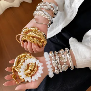 Trendy Σετ Βραχιόλια με Ακρυλικές Χάντρες για Γυναίκες Μοντέρνο Επιχρυσωμένο Επιπλατινωμένο Μεταλλικό Βραχιόλι Niche Design Κόσμημα Δώρο