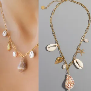 Collana con Pendenti Conchiglia e Stella Marina, Catena d'Oro Stile Mare