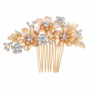 Peigne à cheveux doré pour mariée avec fleurs en émail pêche et strass brillants