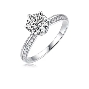 Bague Classique en Argent Sterling 925 Sertie Six Griffes Moissanite Ronde Diamant de Culture Laboratoire Femme Bijoux