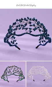 Vue détaillée de diadèmes en perles tressées de style forêt en bleu, vert et blanc.