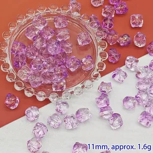 Nahaufnahme von 11 mm lila durchscheinenden Glasperlen für DIY-Schmuckherstellung