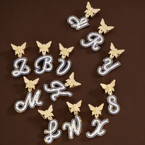 Collana Iniziale Farfalla in Rame per Uomo Donna Placcata Oro Hip Hop Ciondolo in Zirconia Blu Bianco Gioielli Alfabeto