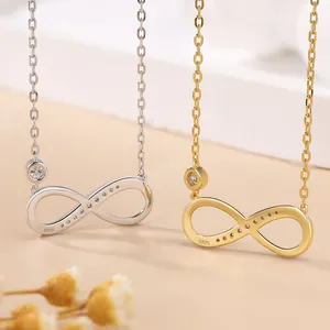 Eleganter Moissanit Unendlichkeitssymbol Anhänger aus 925er Sterlingsilber und 18K Vergoldung
