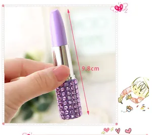 Detail of creative rhinestone lipstick-shaped ballpoint pen showing 9.8cm length dimension