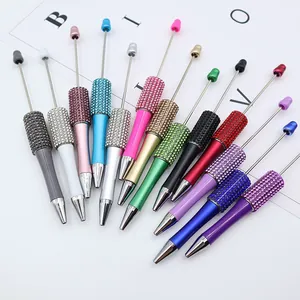 Penne colorate per perline fai-da-te con brillanti accenti in strass per cancelleria