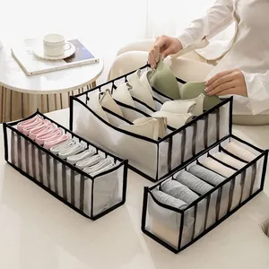 Organizzatori per cassetti in rete per ordinare reggiseni, biancheria e calze.