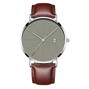Montre à quartz élégante pour hommes avec bracelet en cuir marron et affichage date