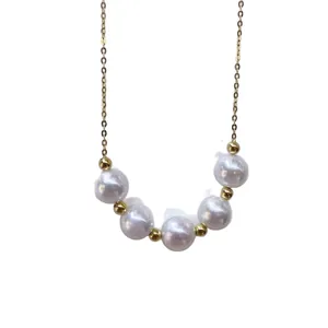 Elegant natural freshwater pearl smile necklace with 5-6mm round pearls and gold chain
