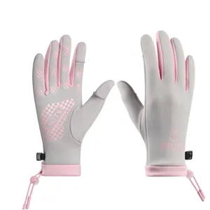 Grijze warme winterhandschoenen met open vingers voor touchscreen-gebruik