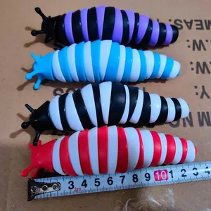 Bunte segmentierte Fidget-Schnecken-Spielzeuge mit 15 cm Größenmessung auf Band