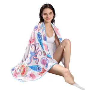Serviette de plage en microfibre de haute qualité avec motifs étoiles de mer et coquillages colorés