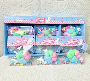 Set van 12 grote transparante kattenpoot squishies in een Bonny Bunny displaydoos