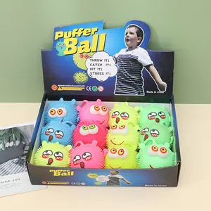 Dettaglio di una scatola di palline Puffer colorate morbide giocattoli antistress soffici