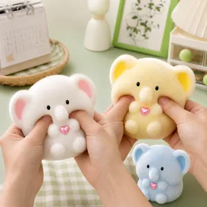 Schattig kleurrijk pluche olifant squishy speelgoed voor stressverlichting op kantoor
