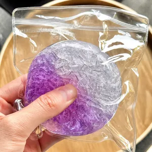 Bola de descompresión hecha a mano con textura de hielo picado morado y transparente