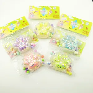 Kleurrijk squishy kattenspoot speelgoed voor stressverlichting met glitter en verpakking.