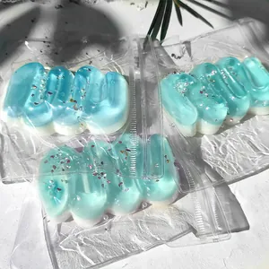 Creatief blauw squishy stressverlichtingsspeelgoed in de vorm van voedsel met glitters