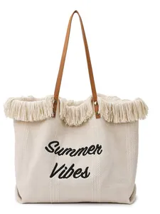 Grande borsa mare in tessuto con ricamo Summer Vibes e eleganti bordi con frange