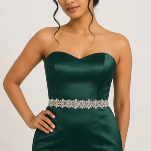 Ceinture de mariée élégante en strass avec motif floral pour robes de soirée de mariage
