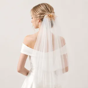 Elegant Wedding Veil With Floral Artificial Pearl Hair Comb Romantic Bridal Mesh Headpiece For Engagement Honeymoon Photography Women Accessories