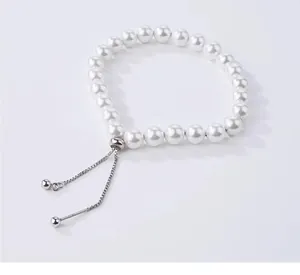 Bracelet élégant à perles réglable avec chaîne vénitienne argentée et fermoir coulissant