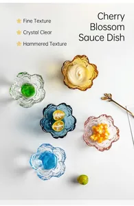 Coupelles à sauce en verre fleurs de cerisier colorées avec texture martelée.