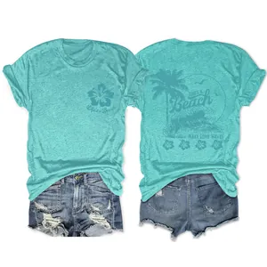 Vue avant et arrière du t-shirt cyan Life's a Beach avec un short