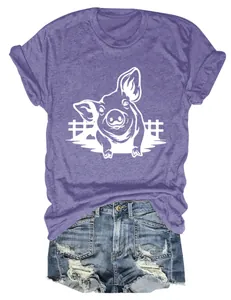 T-shirt viola da donna con grafica a maialino e pantaloncini denim