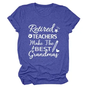 Camiseta morada de mujer con frase Retired Teachers Make The Best Grandmas casual