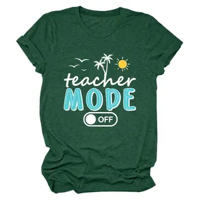 Camiseta verde oscuro para mujer con estampado veraniego Teacher Mode Off y cuello redondo