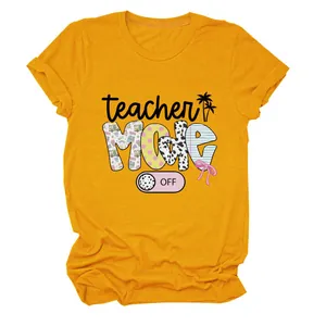 Detailansicht des senfgelben Teacher Mode Off Baumwoll-T-Shirts für modische Damen