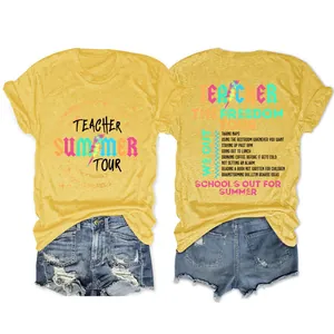 Gedetailleerd overzicht geel T-shirt met Teacher Summer Tour prints voor en achter