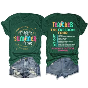 Voor- en achterkant detail van groen Teacher The Freedom Tour grafisch shirt voor dames