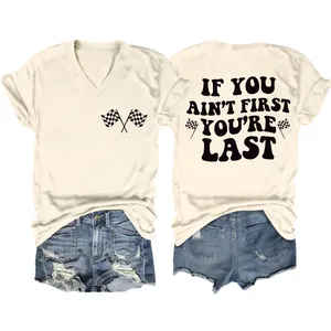 Dames T-shirt met V-hals en 'If you ain't first you're last' racevlaggen print