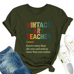 Επίπεδη διάταξη με γραφικό Vintage Art Teacher σε λαδί γυναικείο βαμβακερό μπλουζάκι