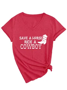 Rood dames T-shirt met V-hals en witte Save a Horse Ride a Cowboy-grafische print