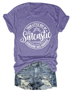 Paars dames t-shirt met sarcastische sunshine grafische print en denim shorts set