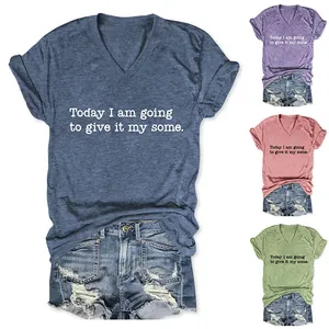 Lässiges Damen T-Shirt mit V-Ausschnitt und Slogan-Print in Blau, Lila, Rosa und Grün